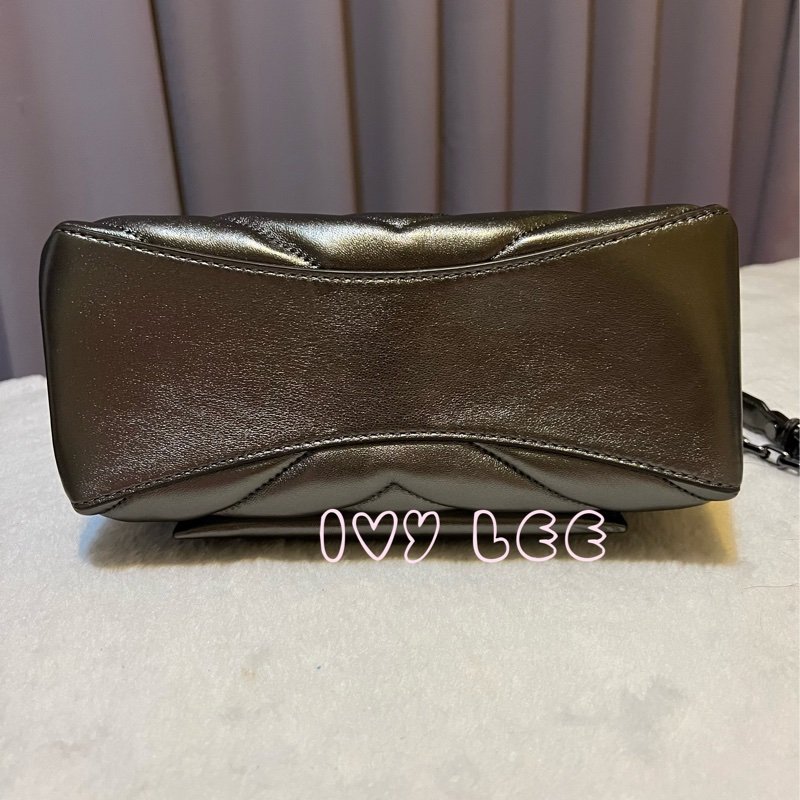 MICHAEL KORS 30H9UOEL6K Cece V形 山行紋路絎縫金屬皮革 斜背包 肩背包 鍊帶包 二手精品 Michael Kors 《夫妻的世界》韓素希同款-20