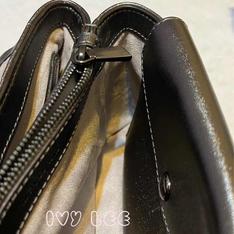 MICHAEL KORS 30H9UOEL6K Cece V形 山行紋路絎縫金屬皮革 斜背包 肩背包 鍊帶包 二手精品 Michael Kors 《夫妻的世界》韓素希同款-25