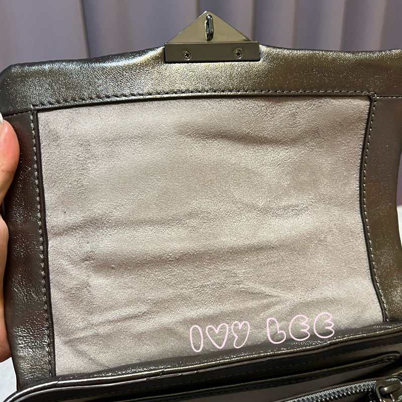 MICHAEL KORS 30H9UOEL6K Cece V形 山行紋路絎縫金屬皮革 斜背包 肩背包 鍊帶包 二手精品 Michael Kors 《夫妻的世界》韓素希同款-49