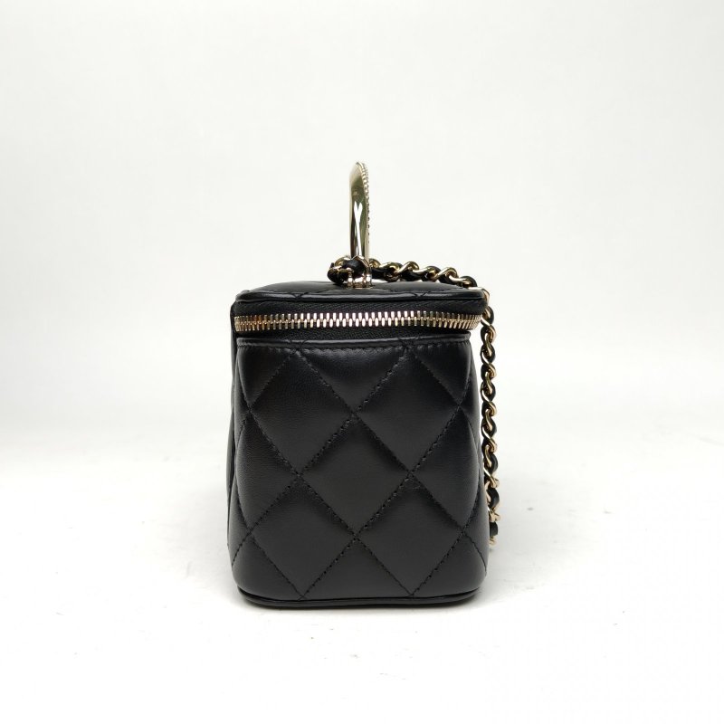 CHANEL 24K長盒子化妝包黑色羊皮淺金扣單皮穿鏈肩背包-3