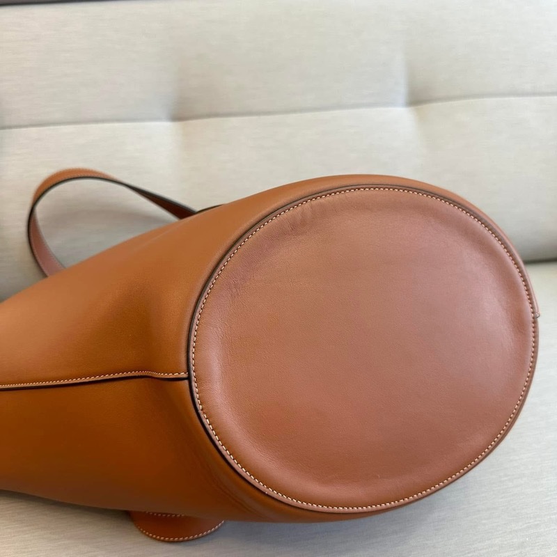 Celine 牛皮扇形手提/肩背托特包-19