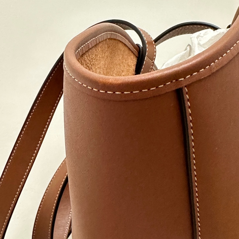 Celine 牛皮扇形手提/肩背托特包-23