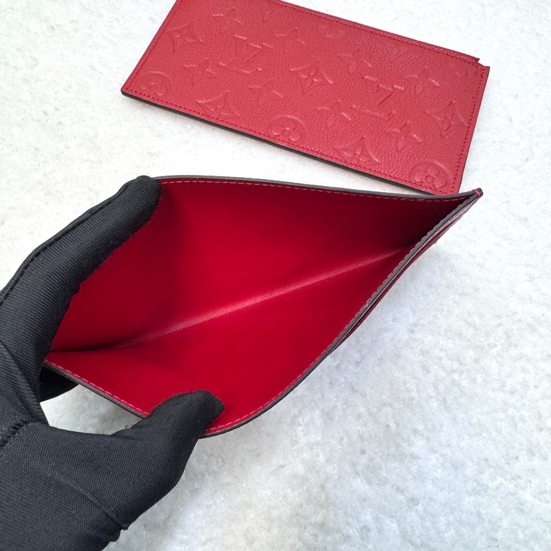 路易威登LV紅色壓紋牛皮Pochette Felicie信封三合❤️鍊條斜背包 WOC M82609-12