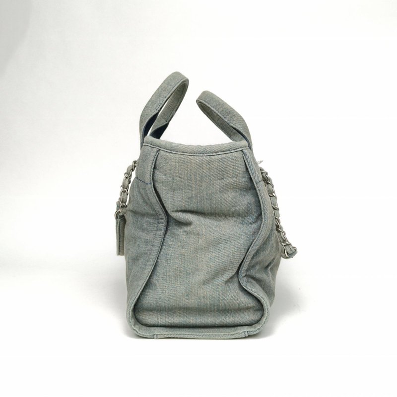 CHANEL 沙灘包小號23S牛仔藍牛皮/帆布晶片銀扣肩背包-1