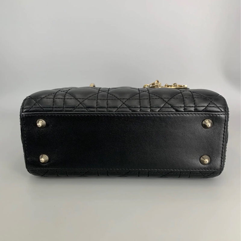 Dior 戴妃四格黑金羊皮-6