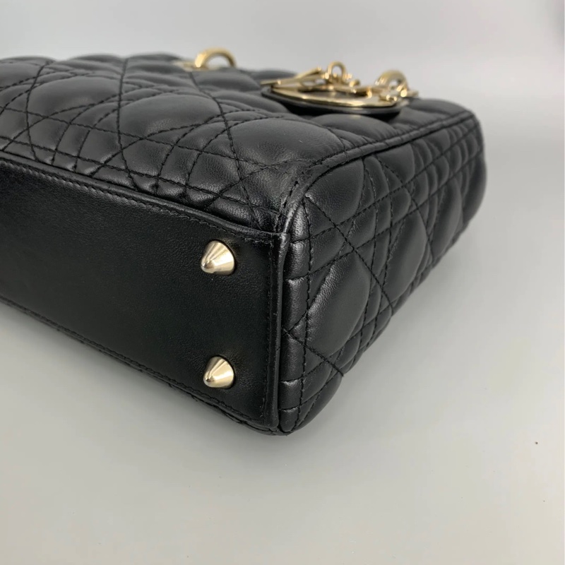 Dior 戴妃四格黑金羊皮-8