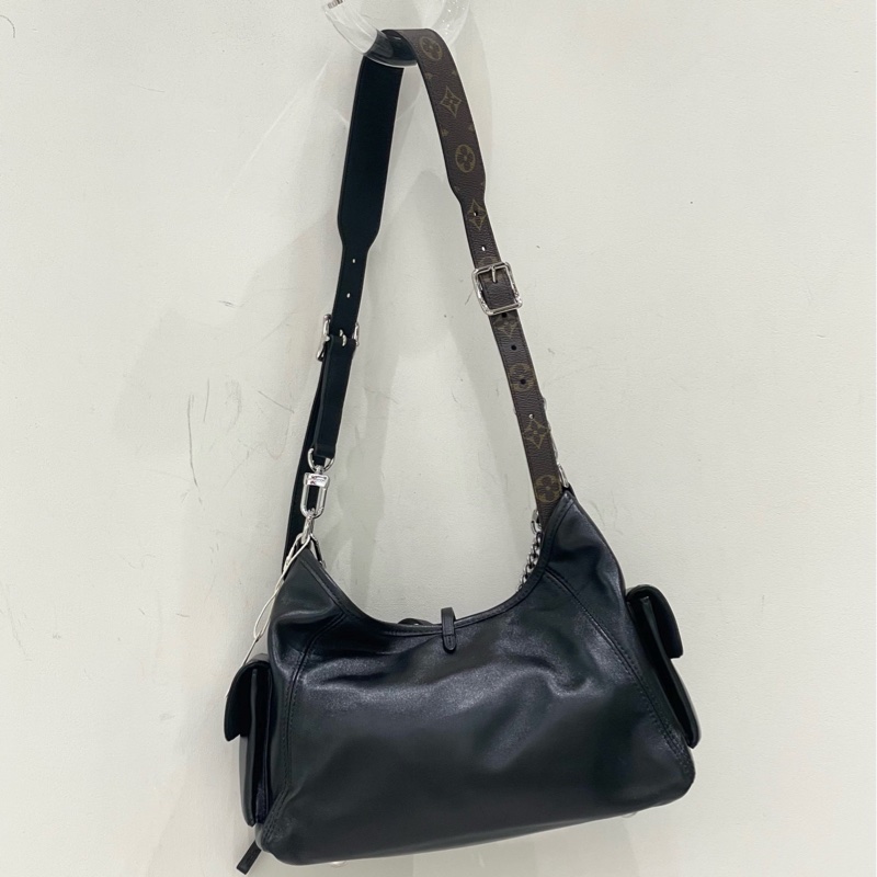 閒置 LV Carryall 黑武士小號羊皮 芯片款-3