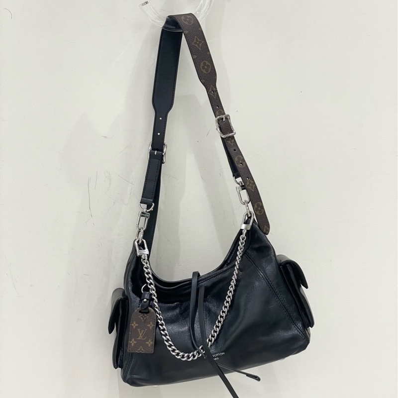 閒置 LV Carryall 黑武士小號羊皮 芯片款-4