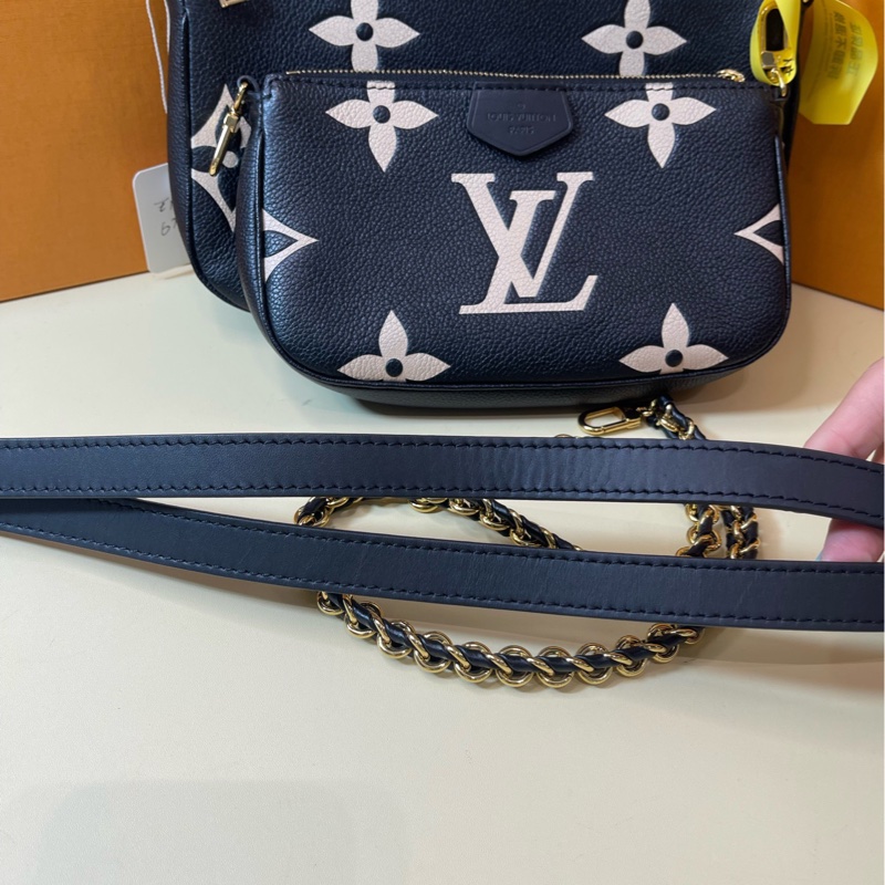 LOUIS VUITTON Multi Pochette Accessoires 壓紋老花鏈條 軟粒-6