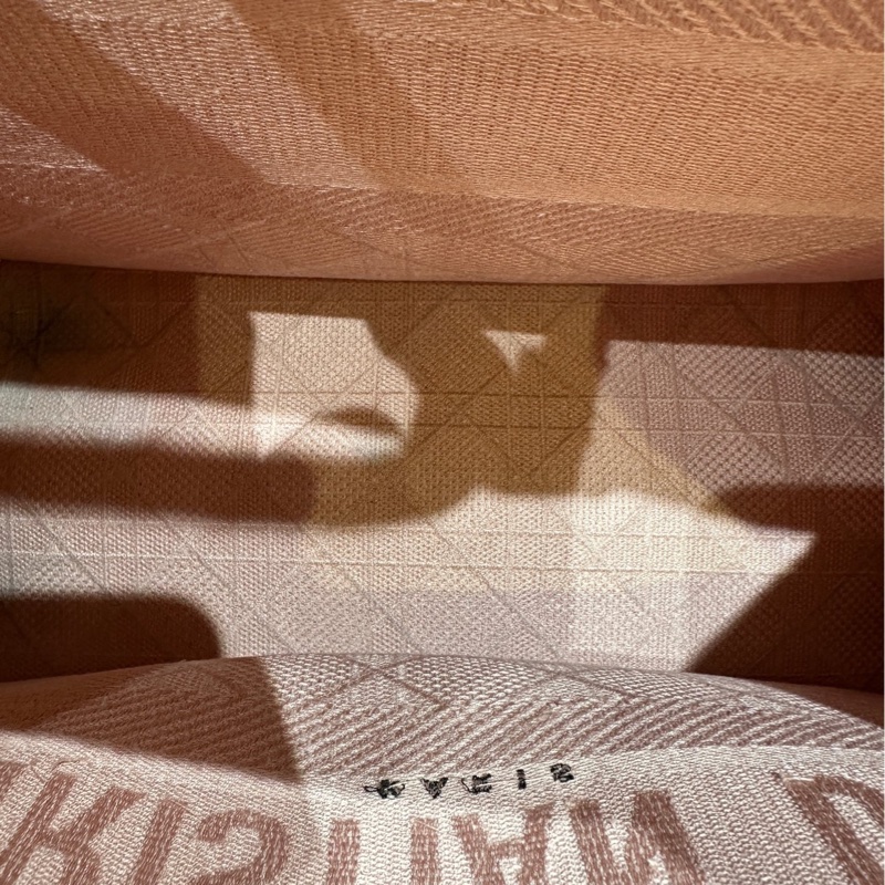 Dior/迪奧 Book Tote系列 中號 裸粉色 藤格紋 刺繡 托特包-7