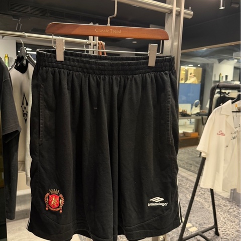 Balenciaga 曼聯刺繡 足球短褲 ｜Classic Trend CT精品｜台北東區實體