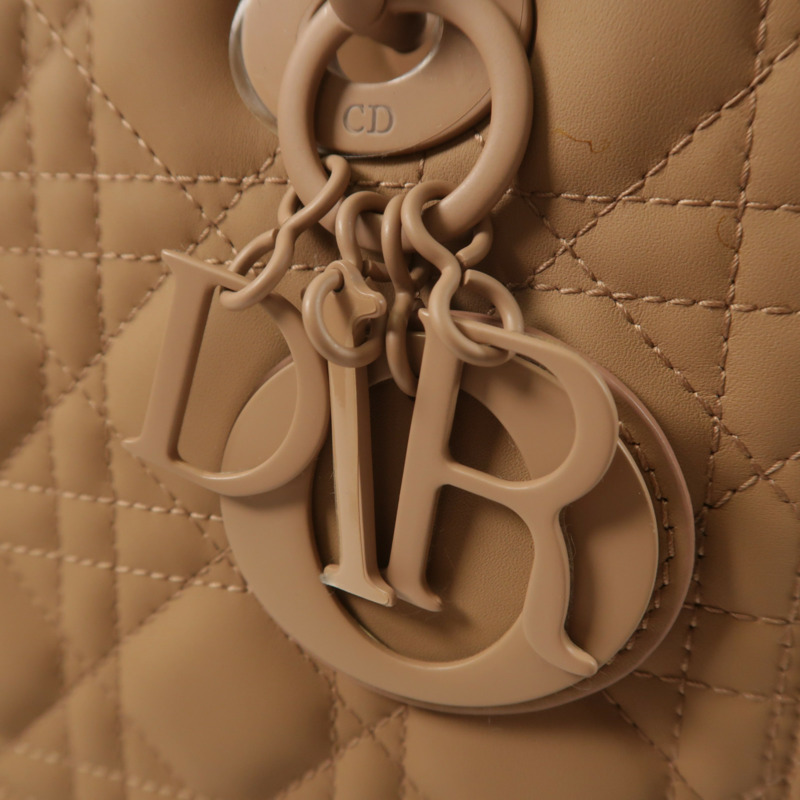 Dior 牛皮皮革Lady Dior Medium手挽肩背兩用袋-16