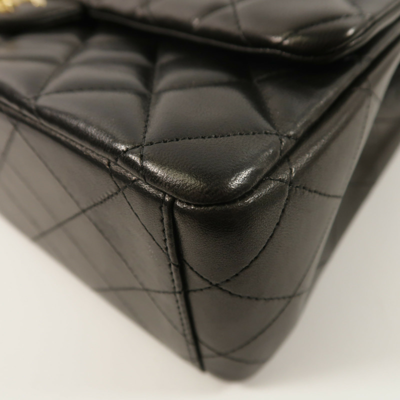 CHANEL 羊皮皮革Maxi Classic鏈帶肩背袋-12