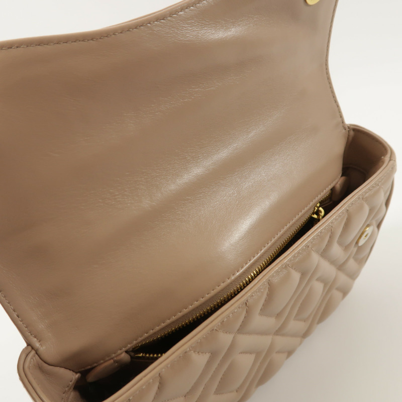 Miu Miu 羊皮皮革Chain Shoulder鏈帶肩背袋-13