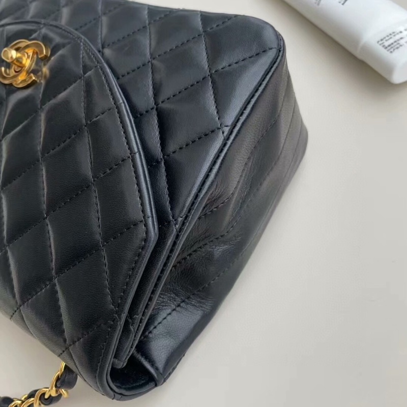 【實用版方胖子😆不怕撞包❤️全網最低價！】Chanel Vintage近新保存品黑金半月CF單肩包｜斜背包｜腋下包-5