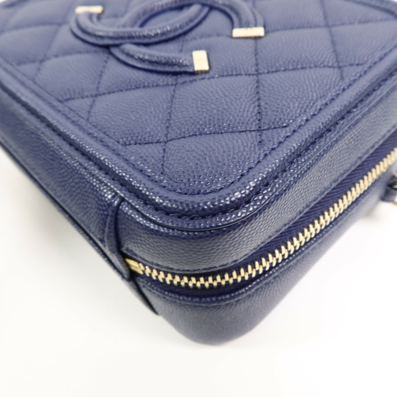 CHANEL 牛皮皮革CC Filigree Vanity Case手挽肩背兩用袋-12