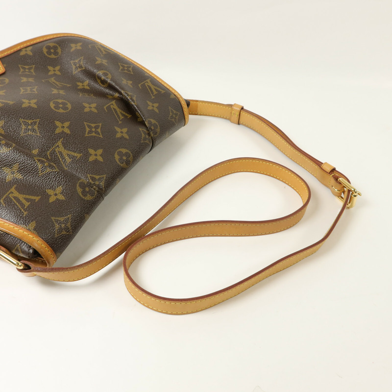 LOUIS VUITTON Monogram Menilmontant PM肩背袋-7