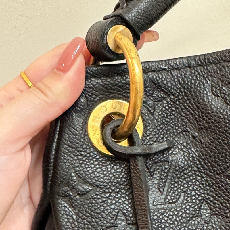 LV Artsy 全皮革手提肩背包-20