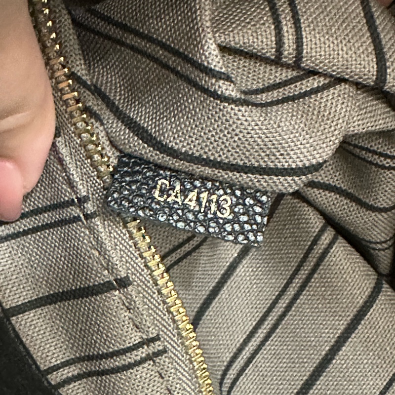 LV Artsy 全皮革手提肩背包-24