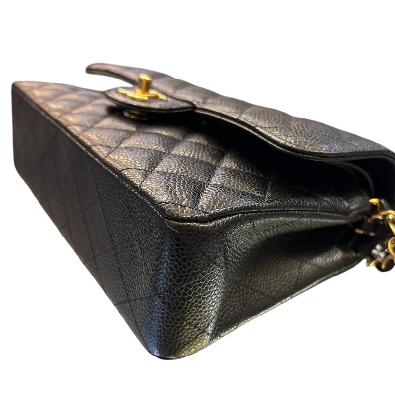 CHANEL黑色荔枝皮金扣肩背包-5