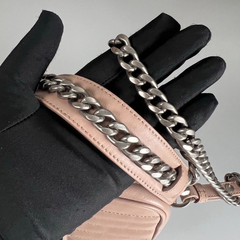 PRADA 1BH083 粉色銀扣相機包-7