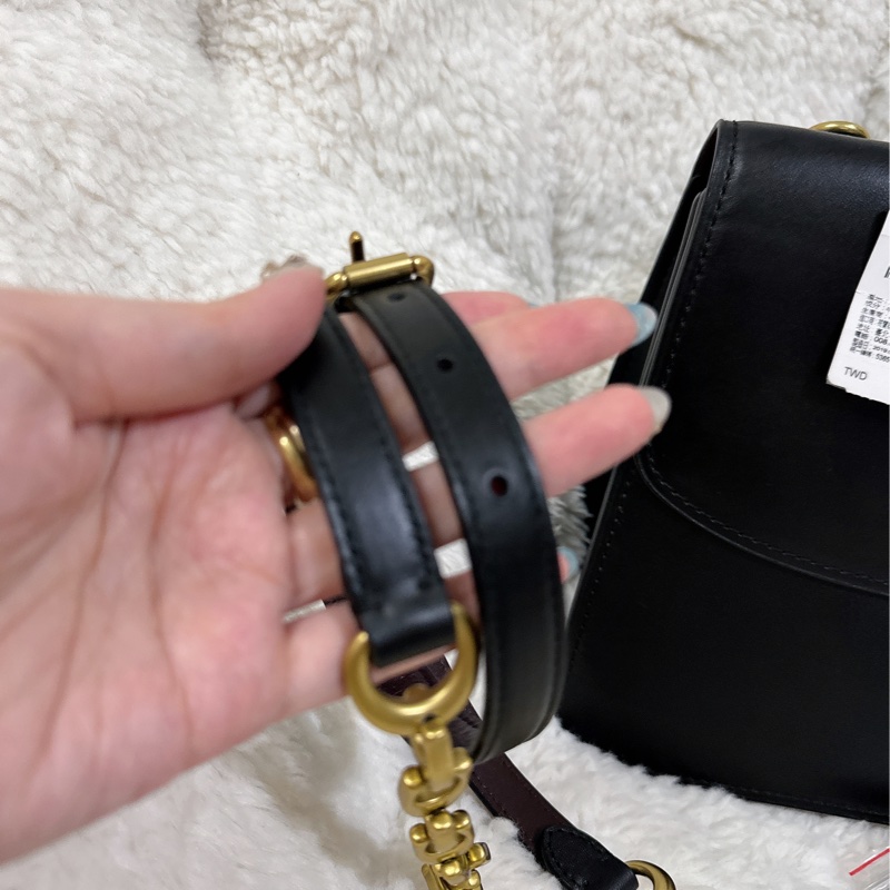 未使用coach Parker手提包（鏈條包）原價21800元-17