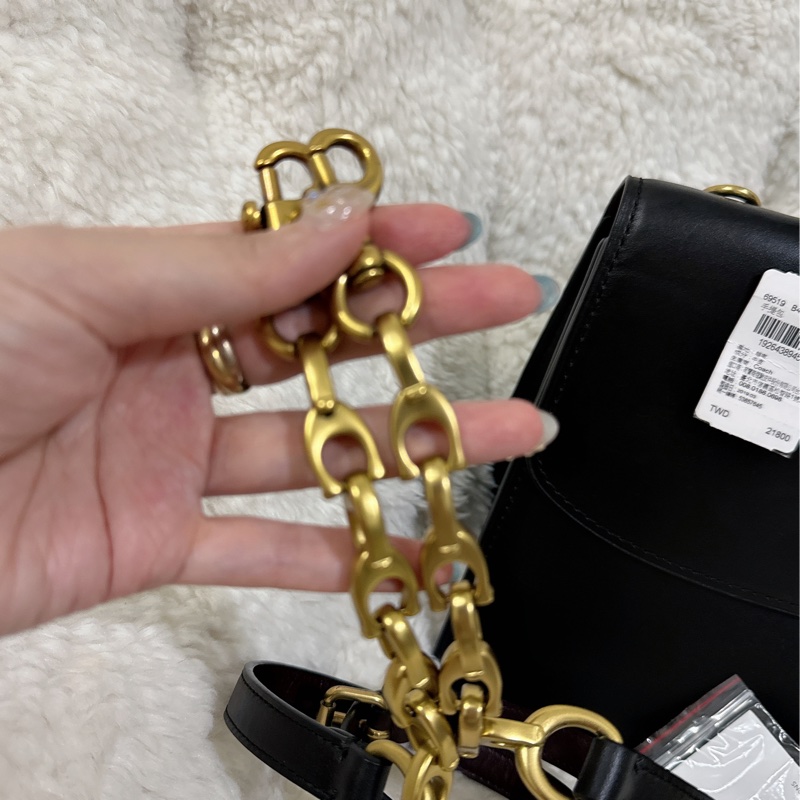 未使用coach Parker手提包（鏈條包）原價21800元-19