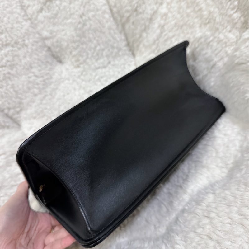 未使用coach Parker手提包（鏈條包）原價21800元-26