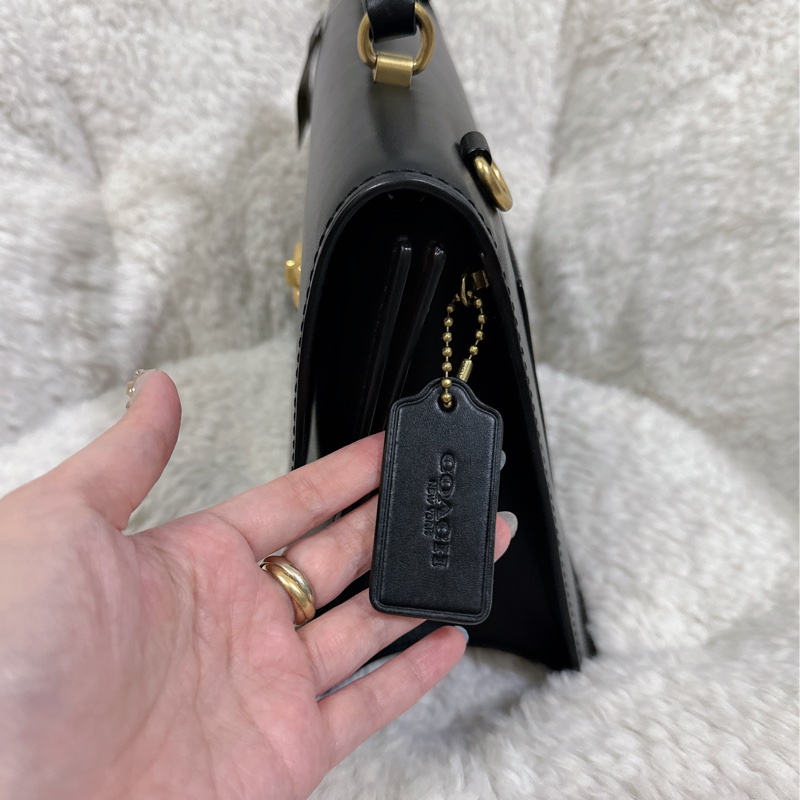 未使用coach Parker手提包（鏈條包）原價21800元-30