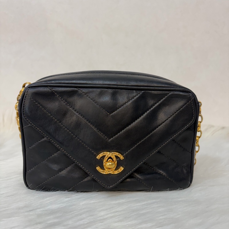 CHANEL 黑羊皮 金球 雕花鍊 流蘇 方包 相機包 斜背包 前口袋 老香 vintage-1