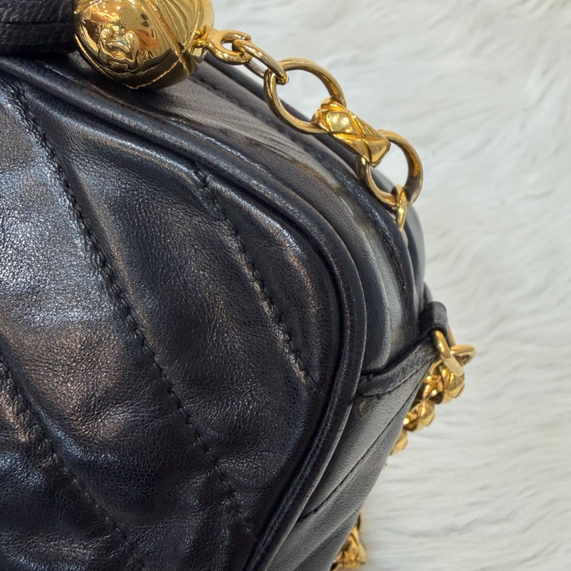 CHANEL 黑羊皮 金球 雕花鍊 流蘇 方包 相機包 斜背包 前口袋 老香 vintage-15