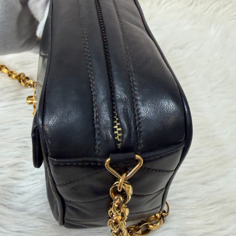 CHANEL 黑羊皮 金球 雕花鍊 流蘇 方包 相機包 斜背包 前口袋 老香 vintage-17