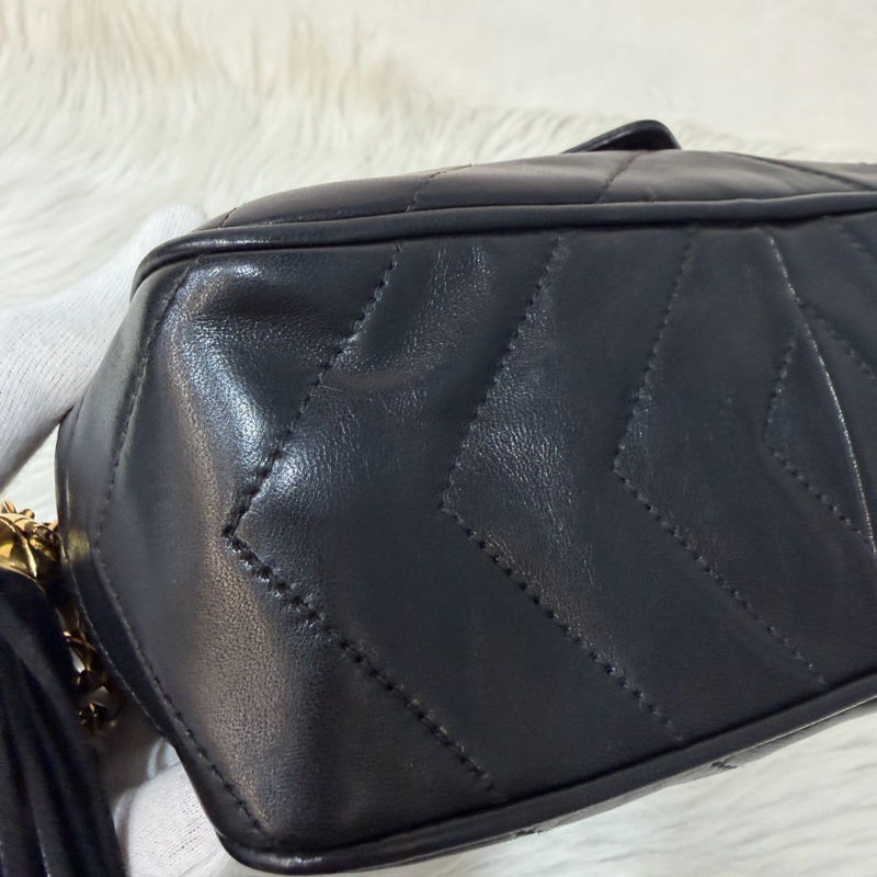 CHANEL 黑羊皮 金球 雕花鍊 流蘇 方包 相機包 斜背包 前口袋 老香 vintage-41
