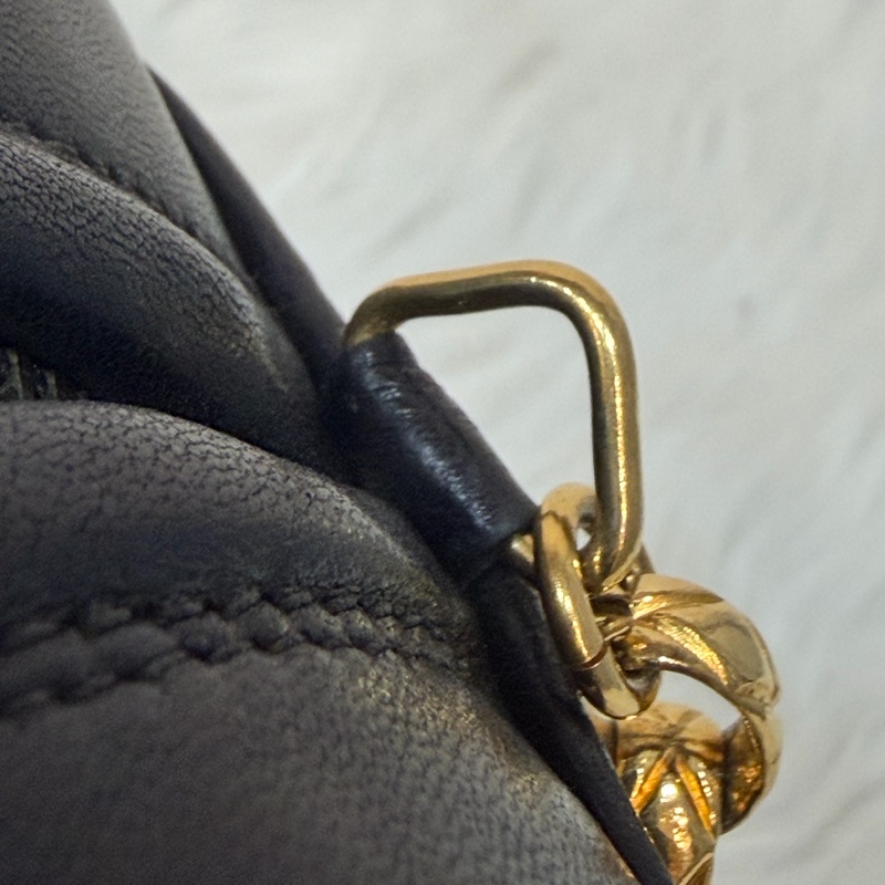 CHANEL 黑羊皮 金球 雕花鍊 流蘇 方包 相機包 斜背包 前口袋 老香 vintage-63