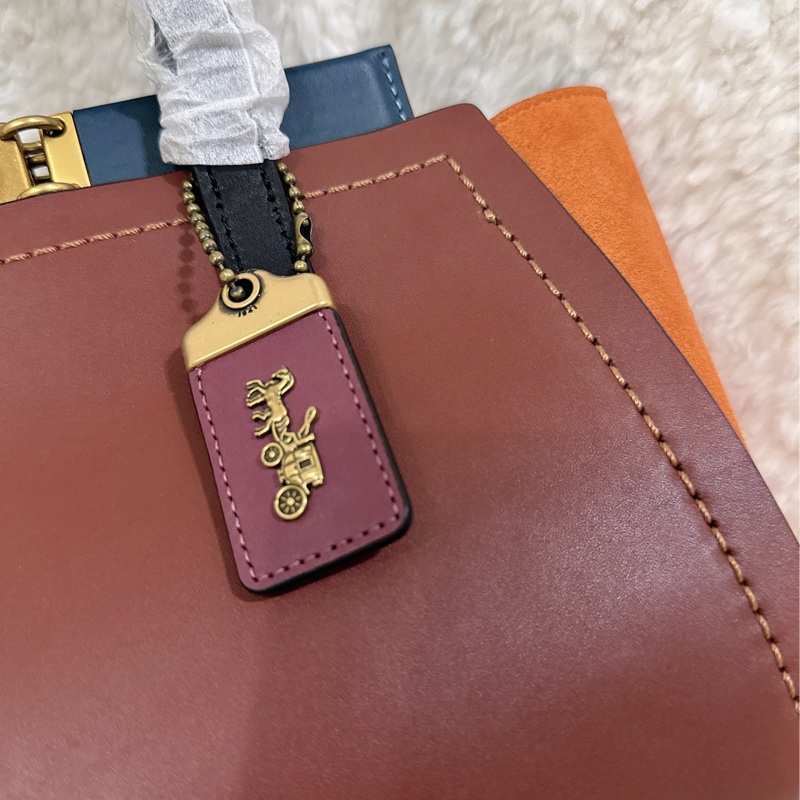 未使用coach troupe 拼接色手提肩背包（原價27800元）-13