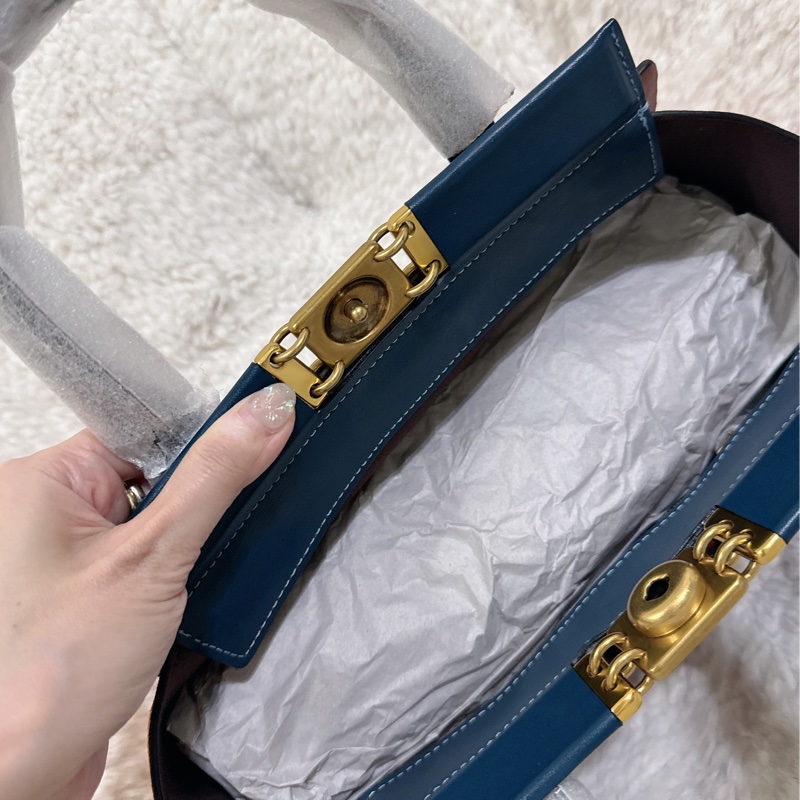 未使用coach troupe 拼接色手提肩背包（原價27800元）-26