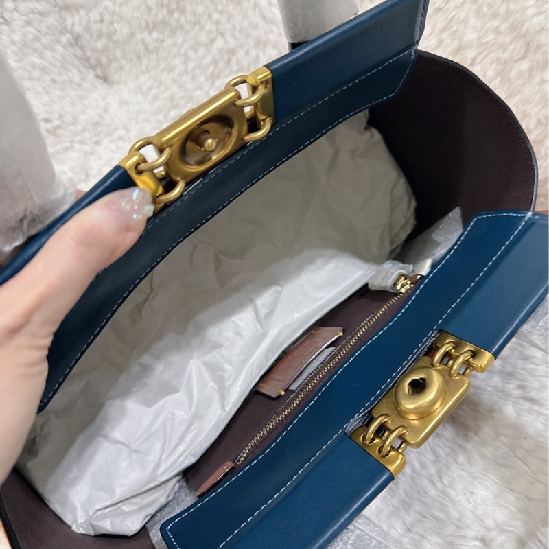 未使用coach troupe 拼接色手提肩背包（原價27800元）-29