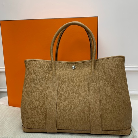 經典熱賣🤎Hermes餅乾色 Garden Party 36