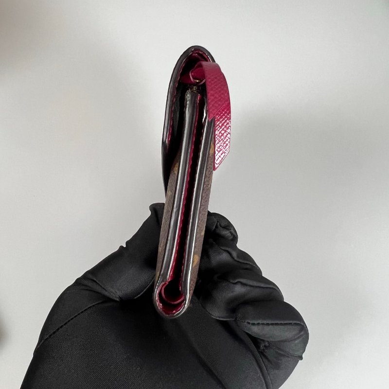 LV M41938  老花紫紅豆豆Victorine短夾-2