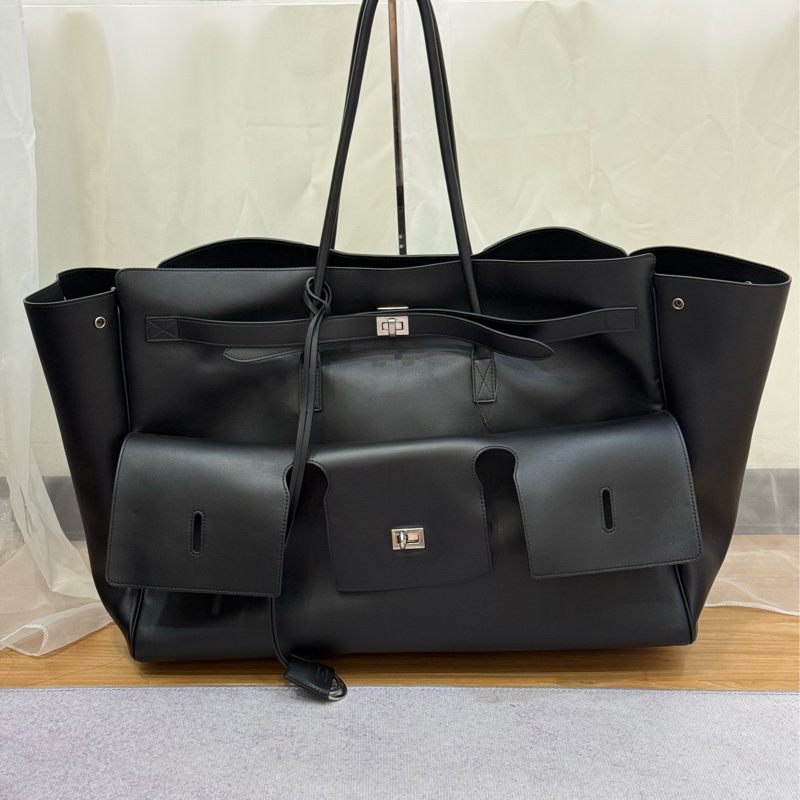 全新BALENCIAGA 黑銀 belair carryall 機場包 大號 台灣專櫃購入25萬-9