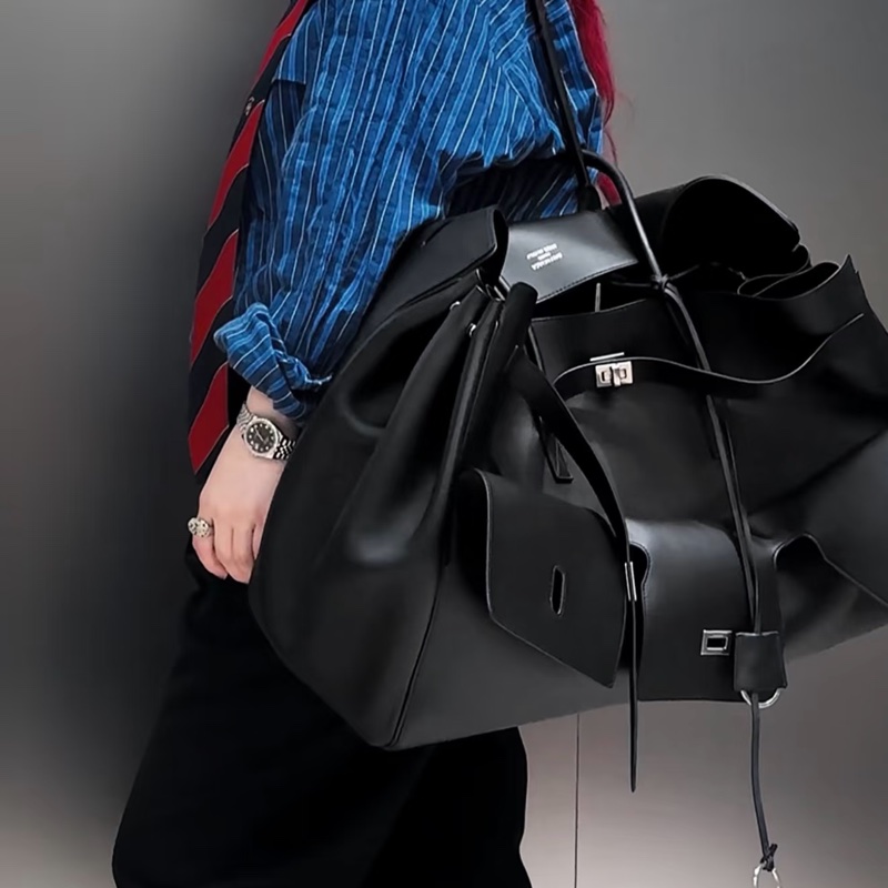 全新BALENCIAGA 黑銀 belair carryall 機場包 大號 台灣專櫃購入25萬-11