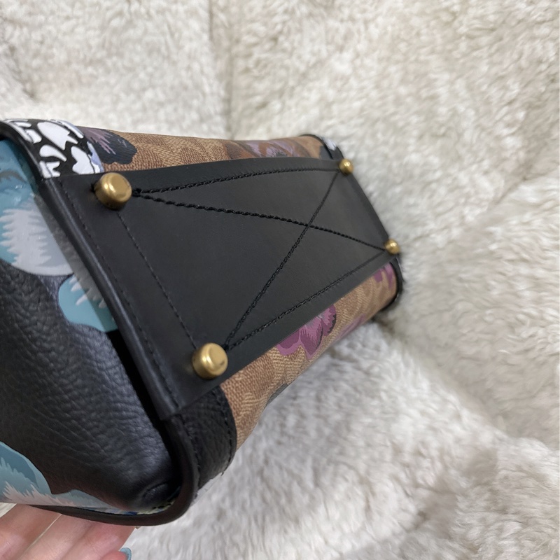 未使用coach troupe手提肩背包-24