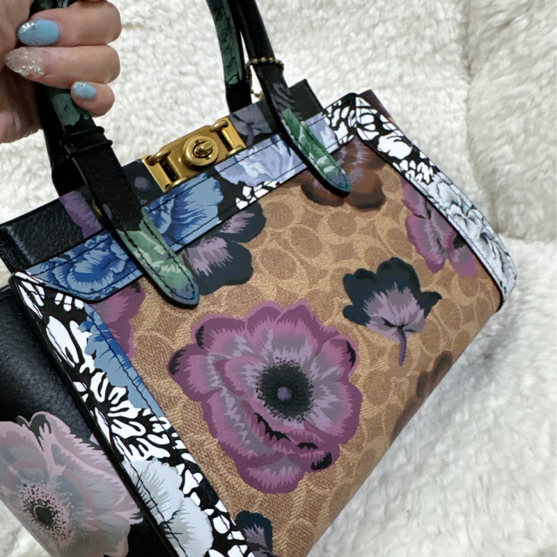 未使用coach troupe手提肩背包-26