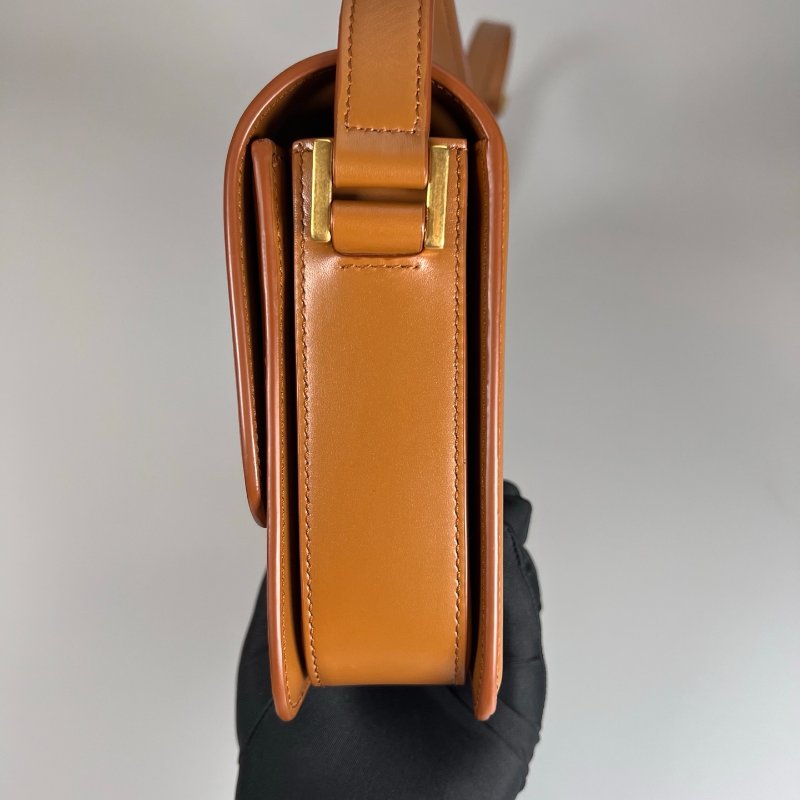 YSL 634305  焦糖皮革方形側肩包-2