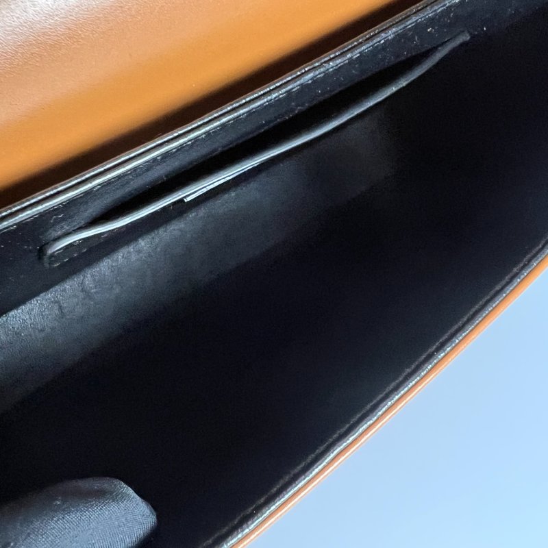 YSL 634305  焦糖皮革方形側肩包-5