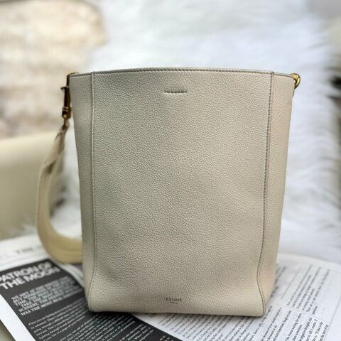 CELINE Sangle 白色 荔枝牛皮  小號 水桶包