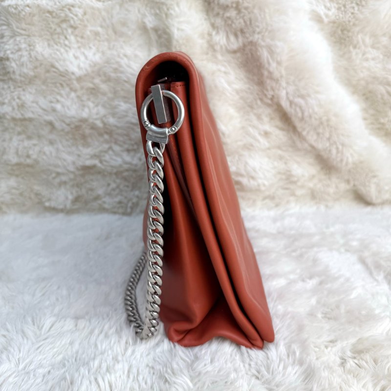 CELINE Blade 深紅色 牛皮 中號 皮革細肩帶-4