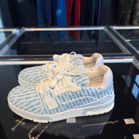 Louis Vuitton Trainer 帆布白藍條紋