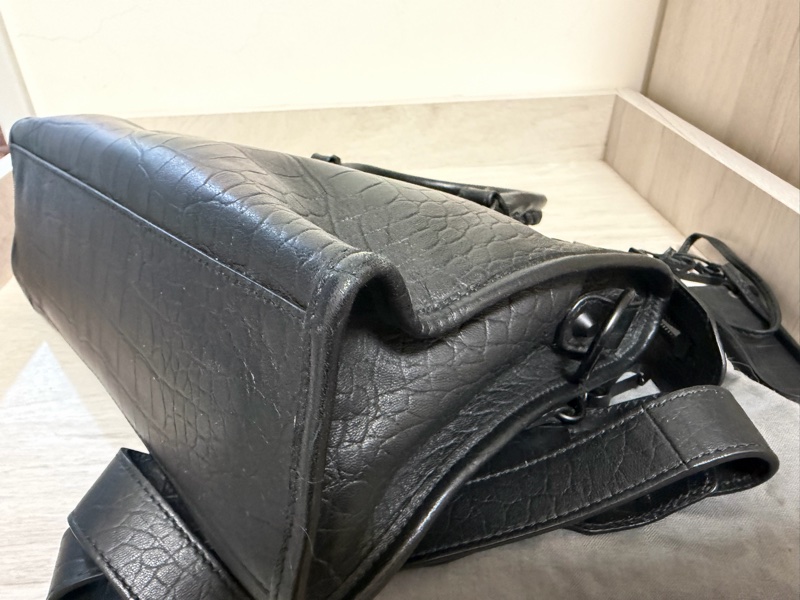 Balenciaga S city 壓紋機車包-7