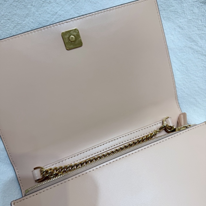 FENDI ROMA 經典鏈條包-5